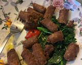 Foto del passaggio 2 della ricetta Pizza Semi Integrale con Salsiccia e Senape Saltata
