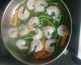 A picture of step 4 of Shrimp and green beans risotto .
