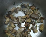 Foto del paso 2 de la receta: Revuelto de setas y espinacas