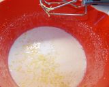 Áfonyás-citromos-joghurtos sütemény recept fázis 2 fotója