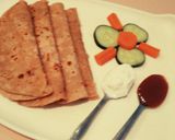 A picture of step 7 of Aloo Paratha.