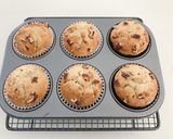 A picture of step 9 of Banana and pecan muffins.