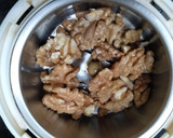 வால்நட் ஜவ்வரிசி கிச்சடி (Walnut javvarisi kichadi recipe in tamil) ரெசிபி ஸ்டேப் 2 புகைப்படம்