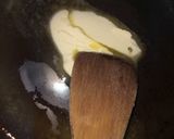 A picture of step 2 of Mac And veggies cheese balls.
