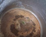 A picture of step 2 of Cardamom chai.