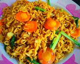 Foto langkah ke 4 dari resep Mie Bakmie Goreng (Mie Telor).