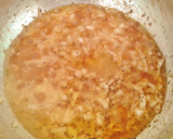 Foto del paso 6 de la receta: Espaguetis negros en crema de frutos de mar