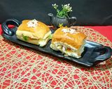 A picture of step 4 of Cheesy Pav.