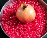 A picture of step 1 of Pomegranate juice 😋😋😋.