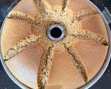 Foto langkah ke 6 dari resep Coffee Chiffon Cake.
