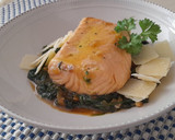 Foto del paso 4 de la receta: Salmón con espinacas