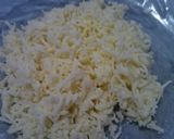 Foto langkah ke 1 dari resep Roti Tawar Isi Keju (3 bahan)🌸.