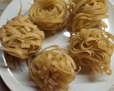 Foto del paso 5 de la receta: Fideos con albóndigas (La Dama y el Vagabundo)
