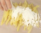 Foto langkah ke 5 dari resep Kentang Goreng Homemade Devina Hermawan.