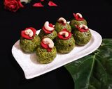 A picture of step 6 of Stuffed Paan Laddu.