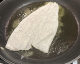 A picture of step 2 of Pan Fried Fish with Basil Lemon Sauce.