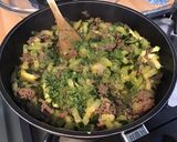 Une image de l'étape 10 de Bœuf épicé aux courgettes et mozzarella di buffala.