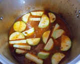 Foto del paso 6 de la receta: Ternera en salsa suave de baharat y calabacines