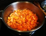 Foto del paso 4 de la receta Crema de calabaza, boniato y zanahoria