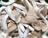 Hình bước làm 2 của món Lẩu gà lá é 🐔🌿