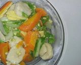 Foto langkah ke 2 dari resep Capcay Simple.