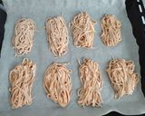 Foto langkah ke 2 dari resep Mie Goreng Telur Mata sapi.