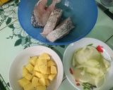 Gambar langkah 1 resipi Sup Ikan Merah.