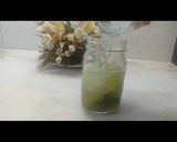 A picture of step 5 of Mint lemonade margarita.
