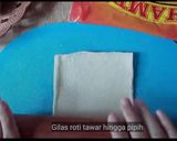 Foto langkah ke 2 dari resep Sosis Gulung Roti Tawar.