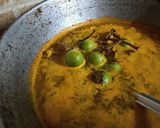 A picture of step 1 of Gunde kairi k sabzi.