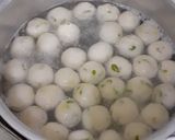 Foto langkah ke 3 dari resep Cilok isi sosis.