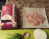 Foto del paso 1 de la receta: Arroz con pollo y brócoli