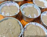 Foto langkah ke 5 dari resep Bolu kukus mekar coklat.