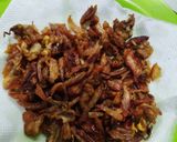 Foto langkah ke 2 dari resep Tumis ayam suir pedas manis.