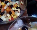 Une image de l'étape 7 de Cerises 🍒farandole 🍑🧅 fruits de saison 🍓🍐🍃.