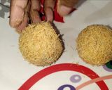 A picture of step 9 of Potato Vermicelli Cutlet.