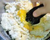 Foto langkah ke 6 dari resep Kroket Talas isi Ayam suwir.