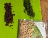 A picture of step 1 of Fennel Frond Yogurt Sauce.
