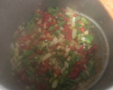 Foto del paso 2 de la receta: Fideos con costillas al vino tinto