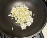 Foto del passaggio 1 della ricetta Conchiglie ai Funghi Misti