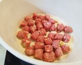 Foto del passaggio 2 della ricetta Focaccia salsiccia e cavoletti di Bruxelles con provola 🐽🥦🧀