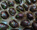 Foto langkah ke 4 dari resep Choco Coffee Cookies.