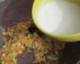 A picture of step 3 of Thai golgappe.