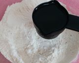 A picture of step 2 of Air Fryer Mathri.