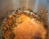 A picture of step 2 of Juan-Style Braised Chicken.