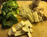 A picture of step 7 of Noodle soup with mushrooms and greens - vegan.