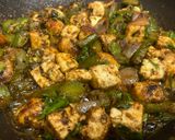 A picture of step 7 of Paneer chingari.