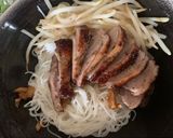 A picture of step 8 of Keaw Teaw Ped Yang - Five Spiced Roasted Duck noodles.
