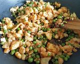 A picture of step 9 of Tawa Roasted Tomato Chaat.