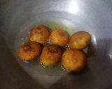 A picture of step 2 of Fried Litti.